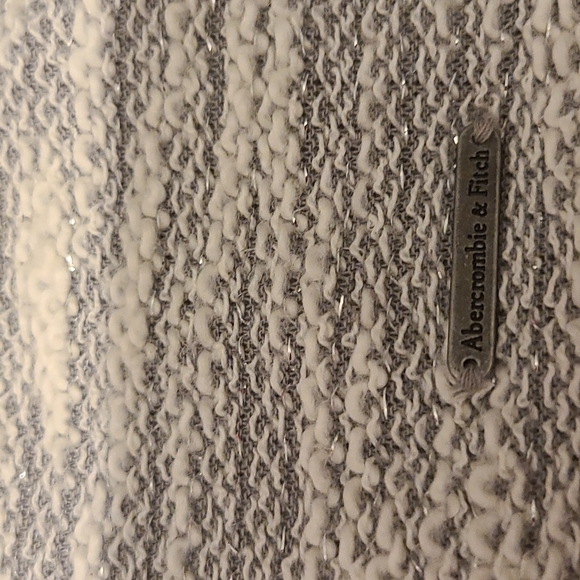 Abercrombie & Fitch, mini skirt, gray and white with silver, Size S - Picture 2 of 5